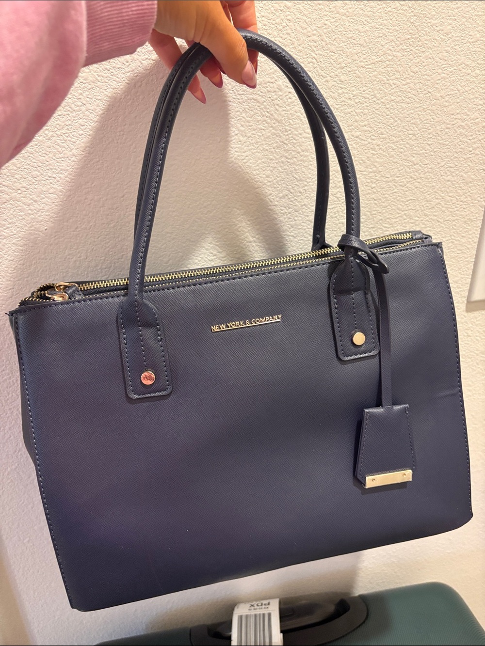 New York and Company Large Navy Tote Bag